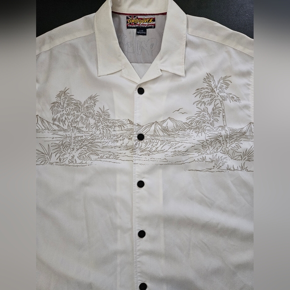 NWT - Quicksilver White Button Up Camp Shirt - Size L - Picture 3 of 13